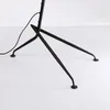 Čierna stojacia lampa s moderným minimalistickým severským Náhľad obrázku produktu 4