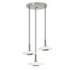A modern, multi-pendant light fixture with three circular shades. Anteprima dell’immagine prodotto