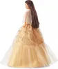 Barbie Signature Holiday Doll 2 Voir les images du produit 11
