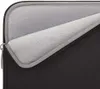 A close-up view of the interior lining of a black laptop sleeve. Produktbild-Vorschau