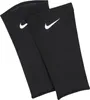 A pair of black Nike Guard Lock Elite Sleeves with white Nike logos. Náhľad obrázku produktu