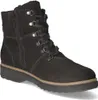 A black leather boot on a white background. Anteprima dell’immagine prodotto