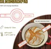 A baking mat with measurement markings and icons, shown with a loaf of bread in a pot. Produktbild-Vorschau
