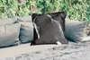 MuchoWow® Outdoor Kissen - Elefant auf schwarzem Produktbild-Vorschau 2