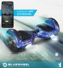 A blue and black hoverboard with a starry pattern is shown with a smartphone displaying an app interface. Produktbild-Vorschau
