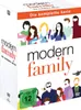 A DVD box set for the complete series of Modern Family, featuring cartoon-like illustrations of the main characters. Produktbild-Vorschau