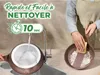 A person is cleaning a frying pan under a faucet in a sink, while another pan is being rinsed. Produktbild-Vorschau