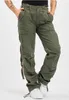 A person wearing olive green cargo pants. Produktbild-Vorschau