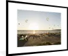 MuchoWow® Gerahmtes Poster Drachensurfer am Strand 90x60 cm Produktbild-Vorschau 1