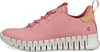 Side view of a pink ECCO sneaker with a white sole. Podgląd zdjęcia produktu