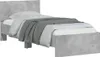 A single bed frame with a headboard, covered with a gray blanket and white bedding, is shown against a white background. Voir les images du produit