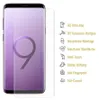 A smartphone screen protector is shown next to a smartphone with a purple screen. Produktbild-Vorschau