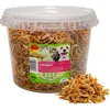 A large plastic tub filled with dried shrimp, with a label showing various pets and product information. Produktbild-Vorschau