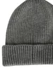 A close-up view of a gray knitted beanie. Produktbild-Vorschau