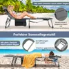 A split image showing a woman relaxing on a beach lounger in two different positions, with text highlighting product features. Anteprima dell’immagine prodotto