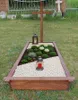 Grabumrandung aus Holz 190x90x20 cm + Holzkreuz 170 cm – Produktbild-Vorschau 1