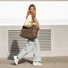 reisenthel Schultertasche Shopper Softshopper Leo Fake Fur Produktbild-Vorschau 12