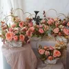 Panier à fleurs en fer en forme de coeur doré Panier à Voir les images du produit 5