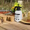 Pulvérisateur à pression Relaxdays 2 litres, buse en laiton Voir les images du produit 5