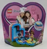 The image shows the packaging of a LEGO Friends Olivia's Summer Heart Box set, featuring two girls in a kitchen setting and a depiction of the toy set itself. Anteprima dell’immagine prodotto