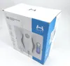 The image shows the retail packaging of a Hutt W8 window cleaning robot. Produktbild-Vorschau