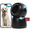 A product image showing a black security camera next to a smartphone displaying a dog, with feature callouts. Produktbild-Vorschau