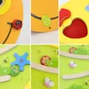 VIGA : Grand tableau d'activités en bois sur le thème de la Voir les images du produit 3