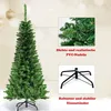 A marketing image showcasing a Christmas tree with close-up details of its needles and stand, along with descriptive text in German. Voir les images du produit