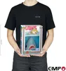 A person is holding a Funko Pop! Jaws Great White Shark figure in its packaging. Produktbild-Vorschau