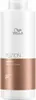 A white bottle of Wella Professionals Fusion Intense Repair Shampoo. Náhled obrázku produktu