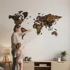 Hölzerne Weltkarte 3D Dunkelbraun 105x60 cm – Holz Produktbild-Vorschau 10