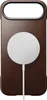 A brown leather phone case with a white MagSafe charger attached. Anteprima dell’immagine prodotto