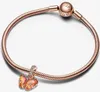 A rose gold Pandora bracelet with a butterfly charm. Anteprima dell’immagine prodotto
