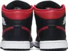 The back view of a pair of Nike Air Jordan 1 Mid sneakers. Náhled obrázku produktu
