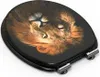 A toilet seat with a lion's face printed on it, shown from a slightly elevated angle. Náhled obrázku produktu