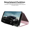 A phone case is shown in a stand-up position, displaying a car image on its screen. Produktbild-Vorschau