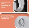 Marketing image showing features of a CPAP hose holder. Produktbild-Vorschau
