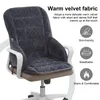 A dark gray office chair cushion is shown on an office chair, with marketing text and icons on the right side. Voir les images du produit