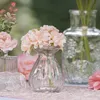 Mini Glasvase Corolle 7 x 9 cm transparent mit Blumen, kleine elegante Blumenvase für Tisch-Deko. Produktbild-Vorschau