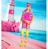 Barbie Ken en tenue de cinéma sur patins à roulettes Voir les images du produit 12