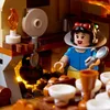 LEGO Disney La cabane de Blanche-Neige 43242 Voir les images du produit 12