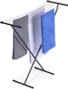 A black metal drying rack with three towels hanging on it. Anteprima dell’immagine prodotto