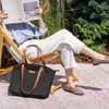Tomtoc Laptop Tote Bag (T23L1D1) - Water-resistant, Large Náhľad obrázku produktu 13