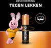 A pink bunny character is shown next to a Duracell battery, with text indicating protection against leaks. Anteprima dell’immagine prodotto
