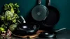 Panvica GreenPan Evolution 20 cm, čierna, vhodná do Náhľad obrázku produktu 10
