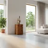 A modern living room with large windows overlooking a garden, featuring a wooden decorative column. Voir les images du produit