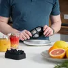 Relaxdays Totenkopf Eiswürfelform, 2er Set, Silikon, Produktbild-Vorschau 3