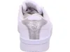 The back view of a white Puma Jada Distressed sneaker with a silver heel accent. Podgląd zdjęcia produktu