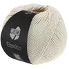 A ball of yarn with a label. Produktbild-Vorschau