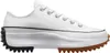 A studio shot of a single white Converse Run Star Hike Ox sneaker against a white background. Voir les images du produit